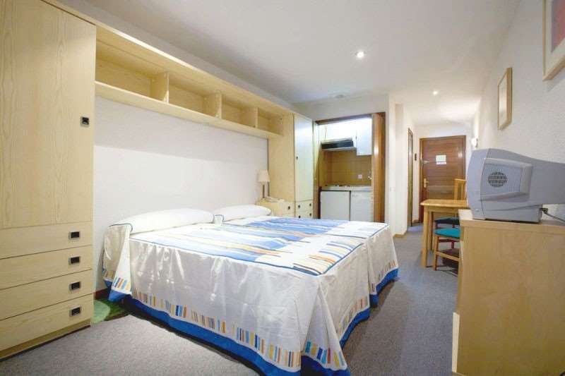 Apartamentos Goya 75 Мадрид Номер фото